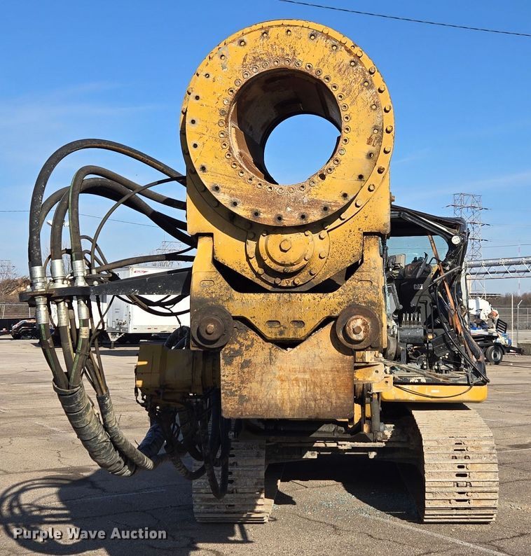 image for item YA0389 2020 CZM EK125 drilling rig