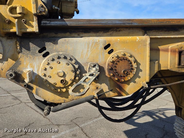 image for item YA0389 2020 CZM EK125 drilling rig