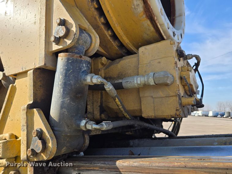 image for item YA0389 2020 CZM EK125 drilling rig