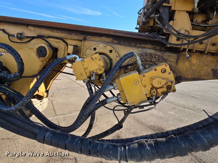 image for item YA0389 2020 CZM EK125 drilling rig