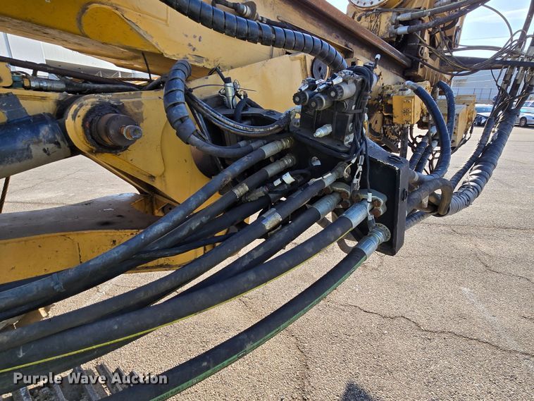 image for item YA0389 2020 CZM EK125 drilling rig