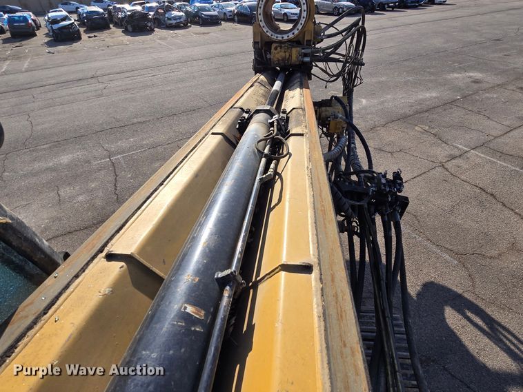 image for item YA0389 2020 CZM EK125 drilling rig