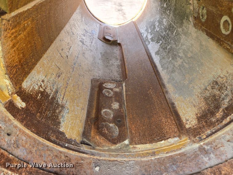 image for item YA0389 2020 CZM EK125 drilling rig