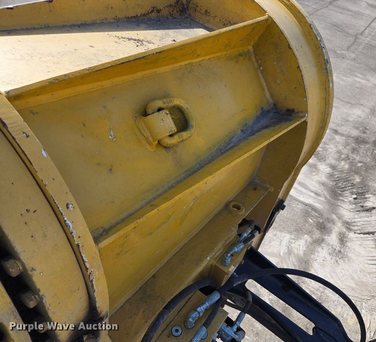 image for item YA0389 2020 CZM EK125 drilling rig