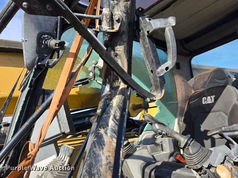 image for item YA0389 2020 CZM EK125 drilling rig