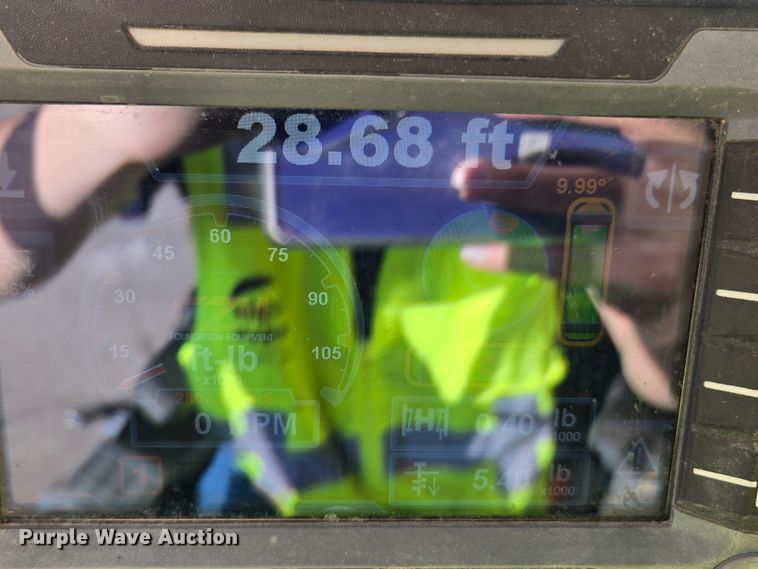 image for item YA0389 2020 CZM EK125 drilling rig