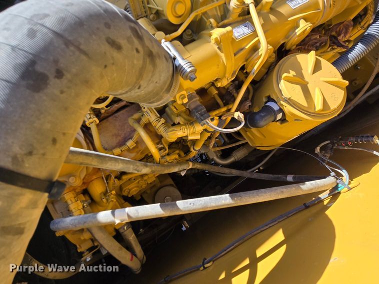 image for item YA0389 2020 CZM EK125 drilling rig