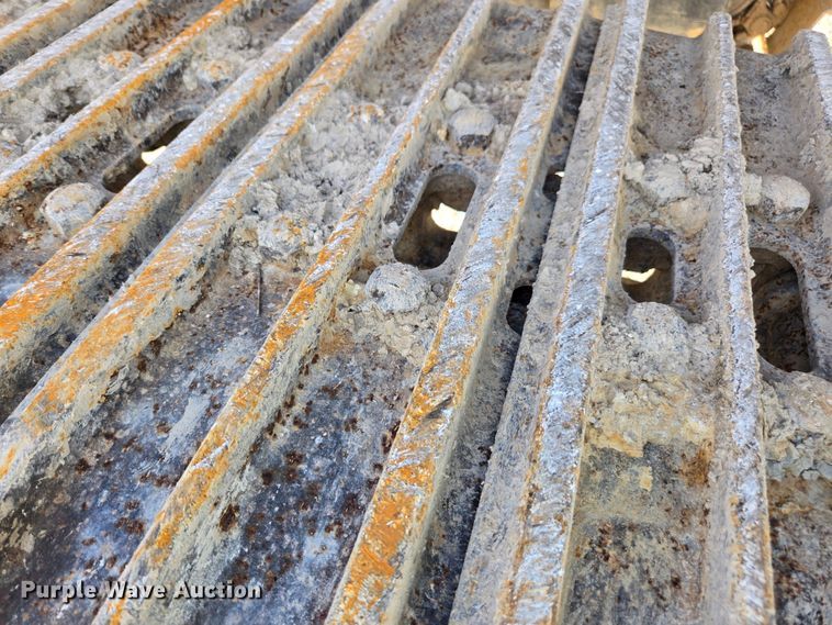 image for item YA0389 2020 CZM EK125 drilling rig