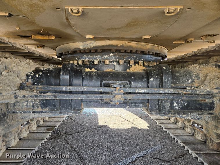 image for item YA0389 2020 CZM EK125 drilling rig