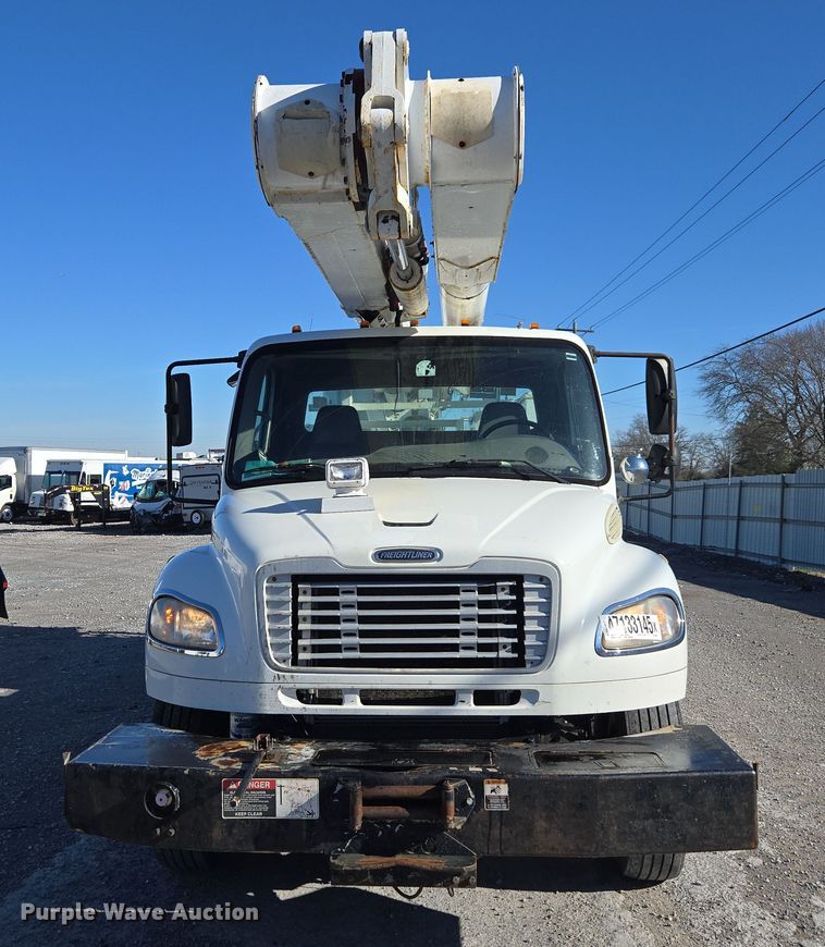 image for item YA0392 2011 Freightliner Business Class M2 106 bucket truck