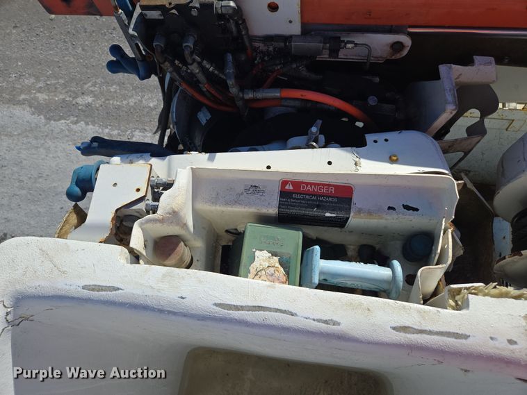 image for item YA0392 2011 Freightliner Business Class M2 106 bucket truck