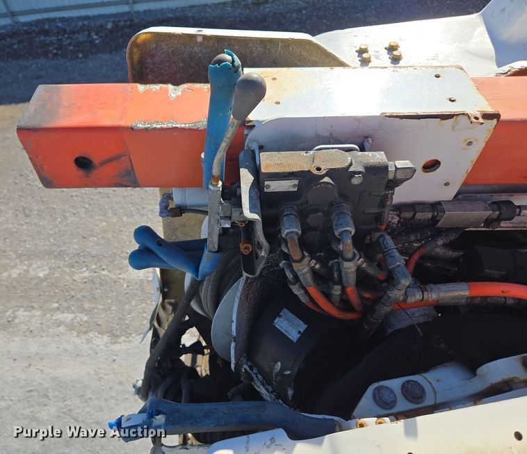 image for item YA0392 2011 Freightliner Business Class M2 106 bucket truck