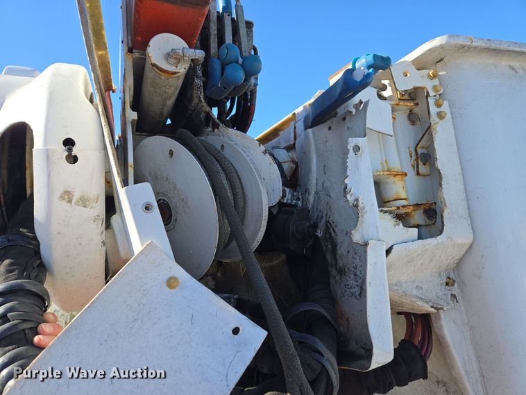 image for item YA0392 2011 Freightliner Business Class M2 106 bucket truck