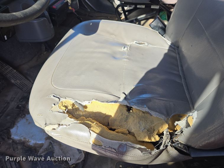 image for item YA0392 2011 Freightliner Business Class M2 106 bucket truck