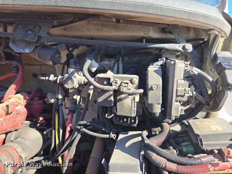 image for item YA0392 2011 Freightliner Business Class M2 106 bucket truck