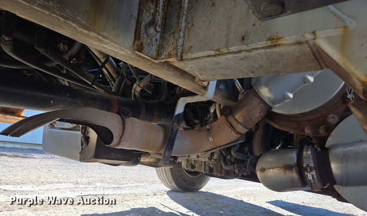 image for item YA0392 2011 Freightliner Business Class M2 106 bucket truck