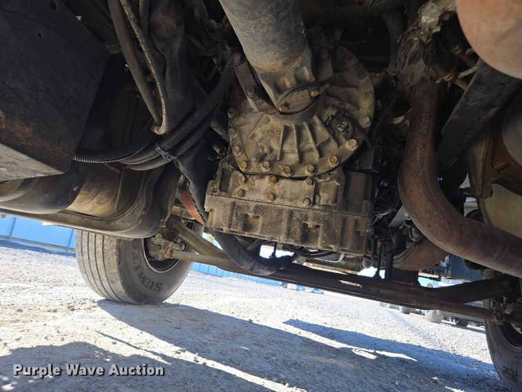 image for item YA0392 2011 Freightliner Business Class M2 106 bucket truck