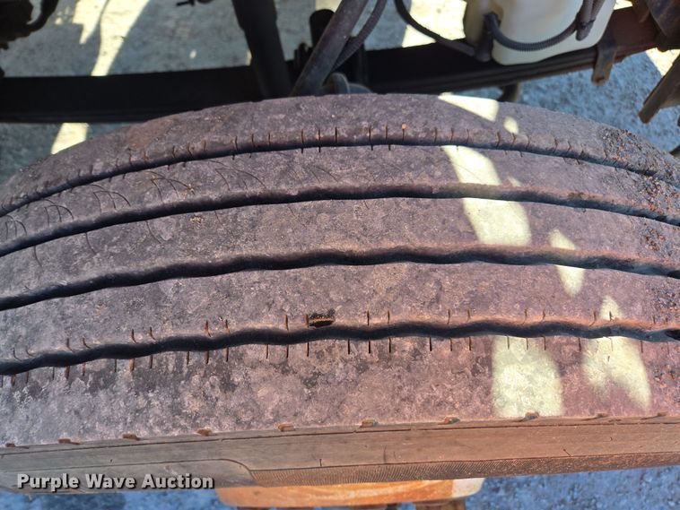 image for item YA0392 2011 Freightliner Business Class M2 106 bucket truck