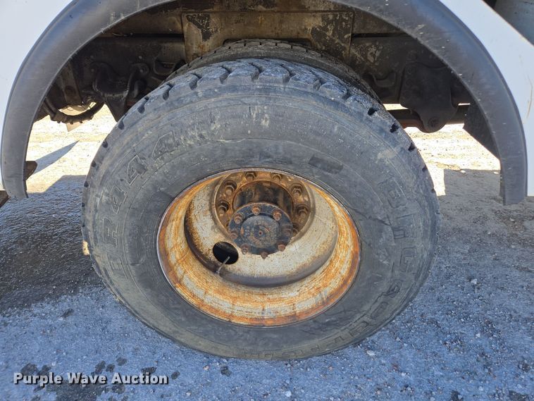 image for item YA0392 2011 Freightliner Business Class M2 106 bucket truck