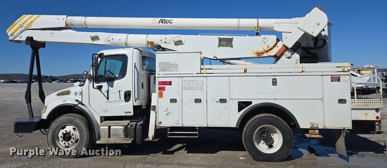 image for item YA0393 2011 Freightliner Business Class M2 106 bucket truck