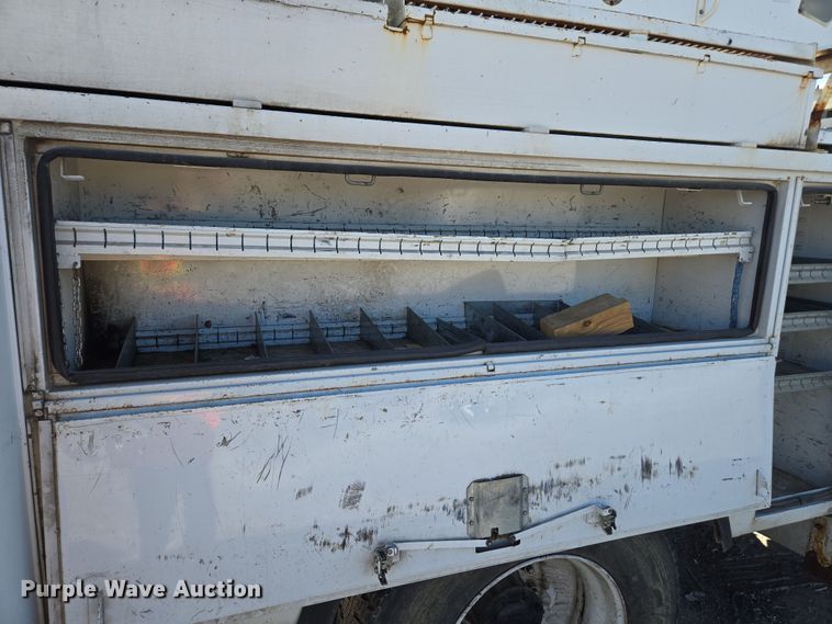 image for item YA0393 2011 Freightliner Business Class M2 106 bucket truck