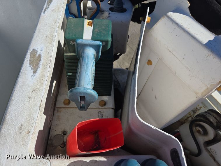 image for item YA0393 2011 Freightliner Business Class M2 106 bucket truck