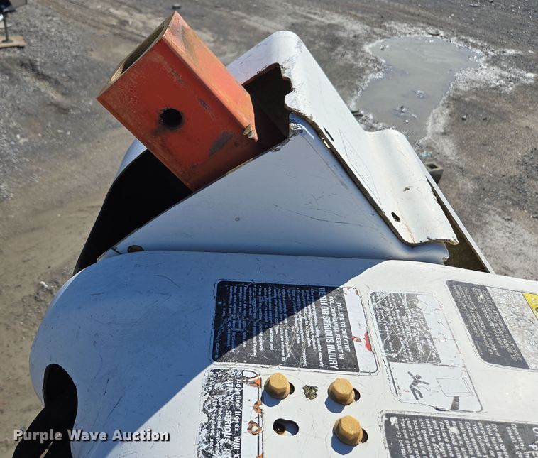 image for item YA0393 2011 Freightliner Business Class M2 106 bucket truck