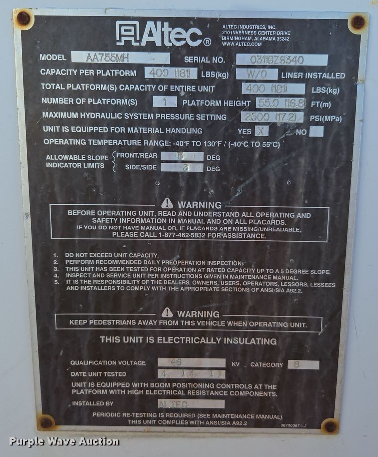 image for item YA0393 2011 Freightliner Business Class M2 106 bucket truck