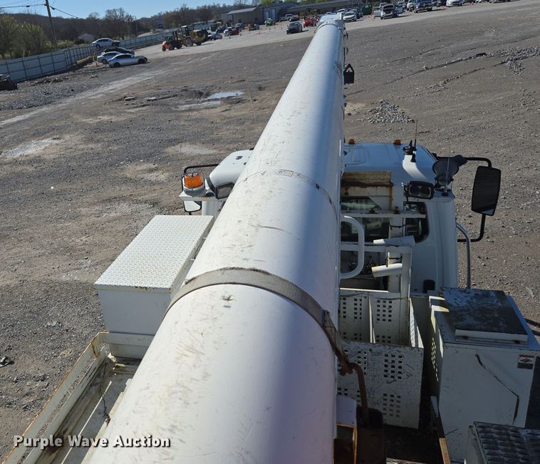 image for item YA0393 2011 Freightliner Business Class M2 106 bucket truck