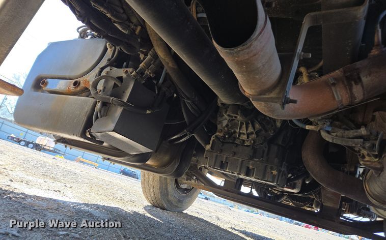 image for item YA0393 2011 Freightliner Business Class M2 106 bucket truck