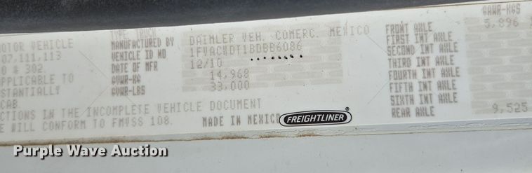 image for item YA0393 2011 Freightliner Business Class M2 106 bucket truck