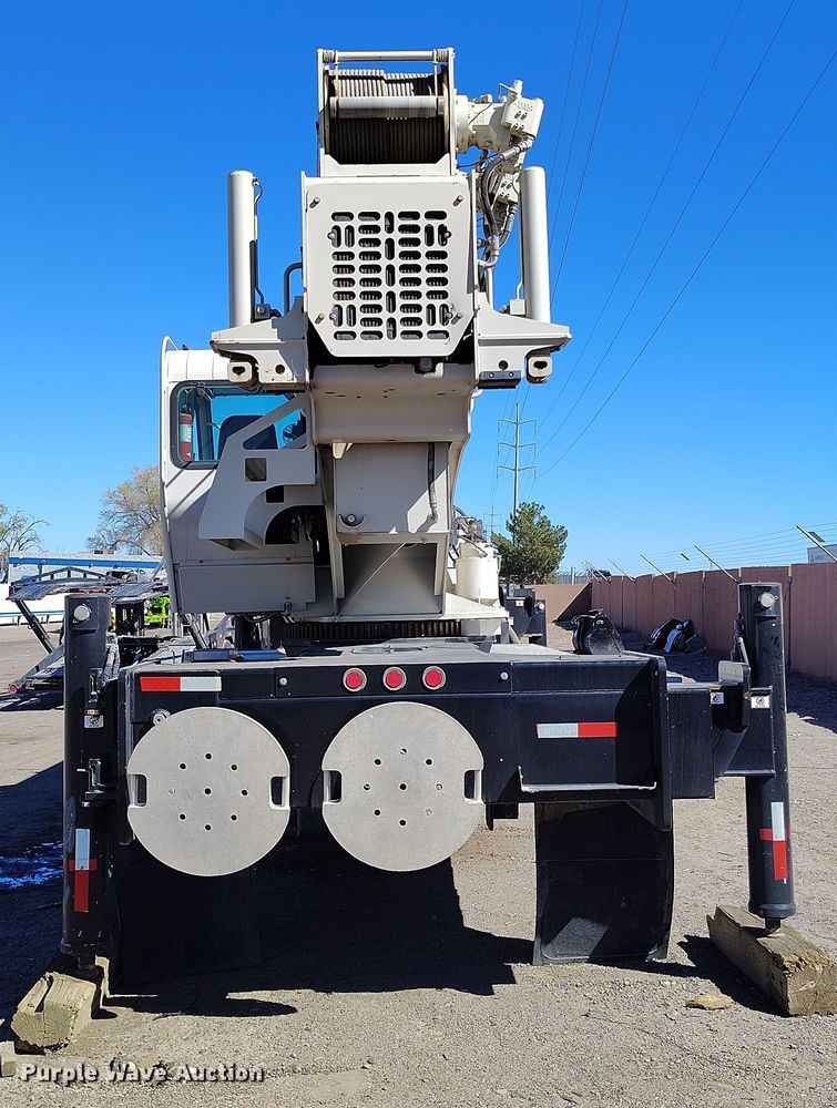 image for item YA0394 National Crane NBT55 crane truck bed