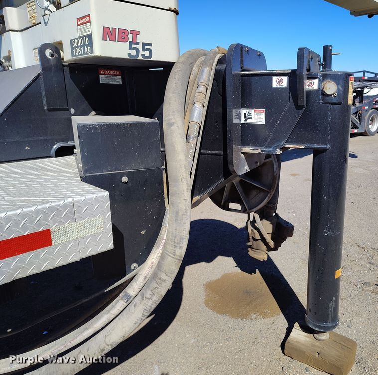 image for item YA0394 National Crane NBT55 crane truck bed