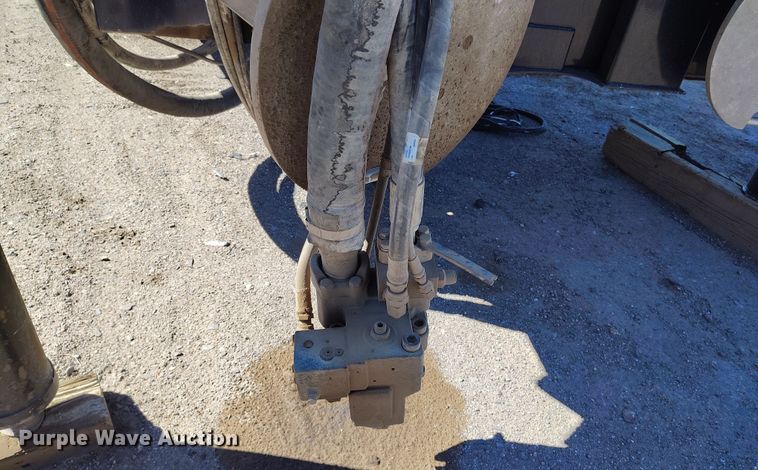 image for item YA0394 National Crane NBT55 crane truck bed