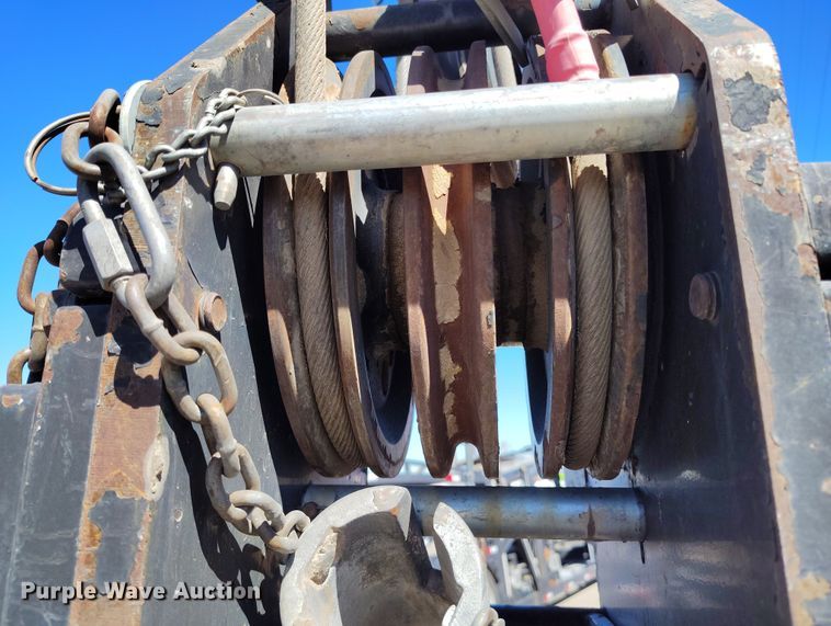 image for item YA0394 National Crane NBT55 crane truck bed