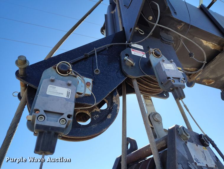 image for item YA0394 National Crane NBT55 crane truck bed