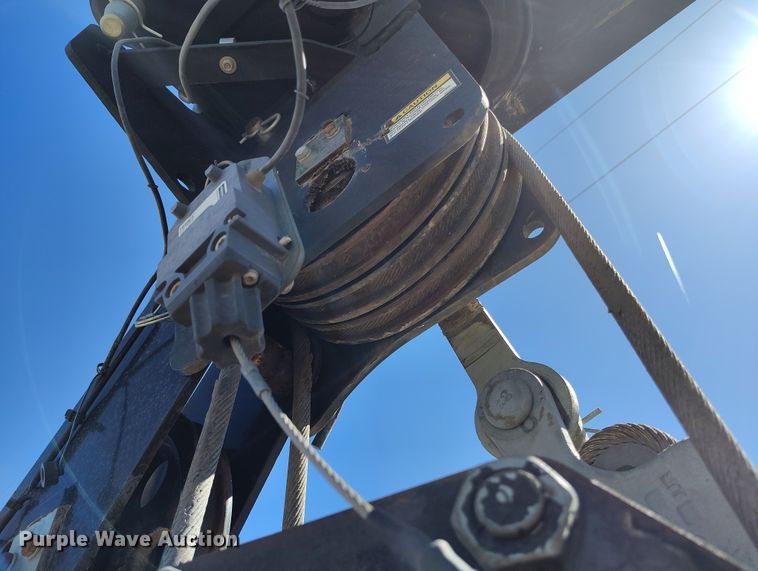 image for item YA0394 National Crane NBT55 crane truck bed