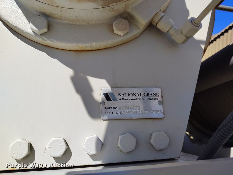 image for item YA0394 National Crane NBT55 crane truck bed