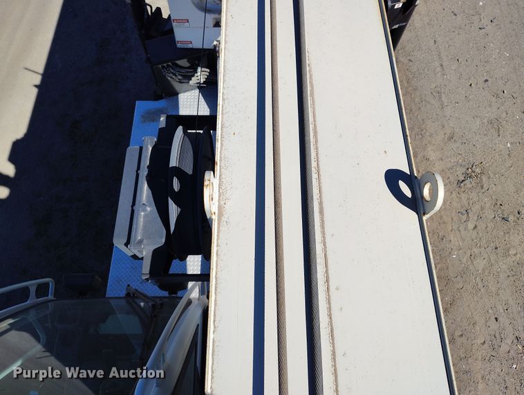 image for item YA0394 National Crane NBT55 crane truck bed