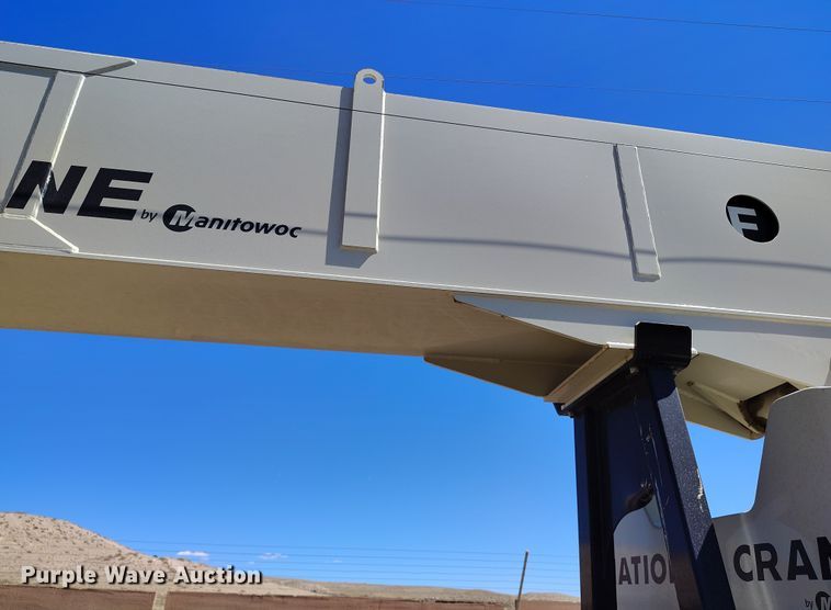 image for item YA0394 National Crane NBT55 crane truck bed