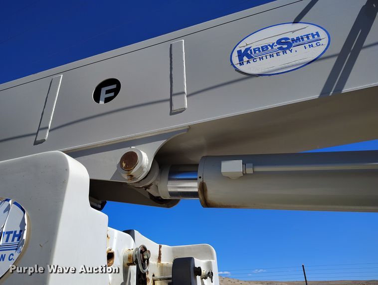 image for item YA0394 National Crane NBT55 crane truck bed