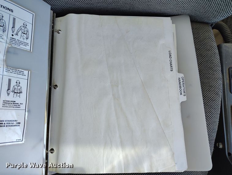 image for item YA0394 National Crane NBT55 crane truck bed