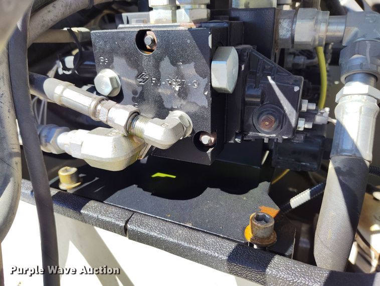 image for item YA0394 National Crane NBT55 crane truck bed