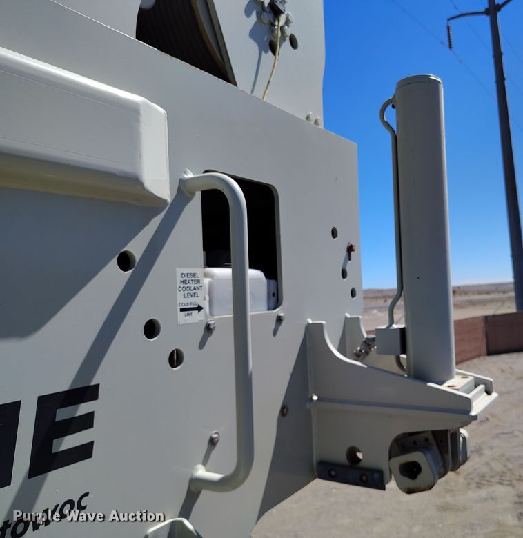 image for item YA0394 National Crane NBT55 crane truck bed