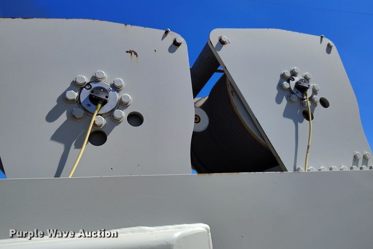 image for item YA0394 National Crane NBT55 crane truck bed