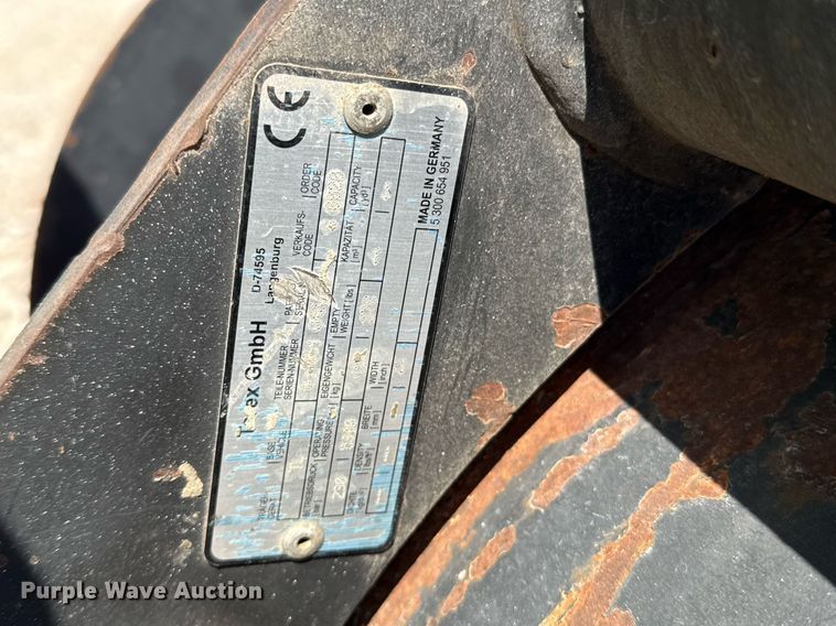 image for item YA0399 2010 Terex TL100 wheel loader