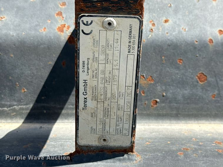 image for item YA0399 2010 Terex TL100 wheel loader