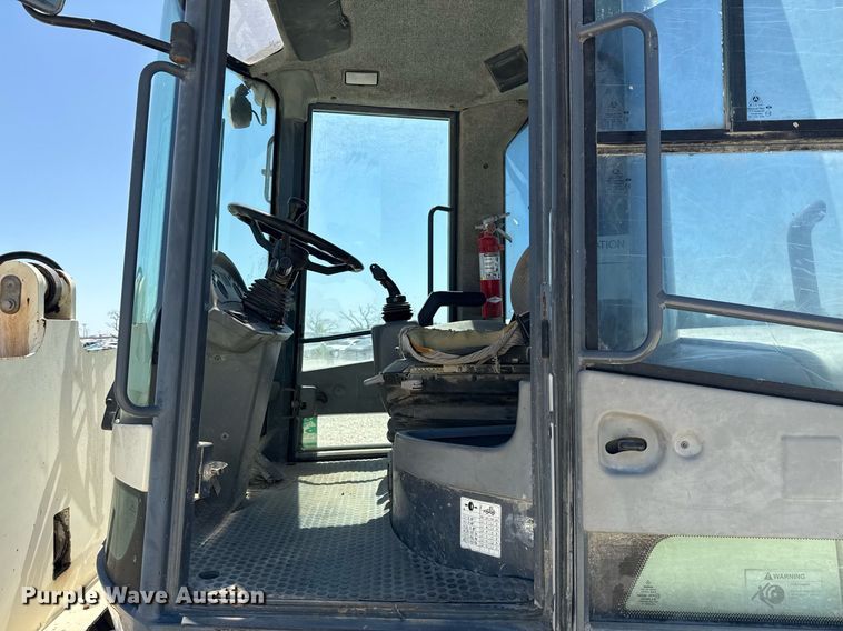 image for item YA0399 2010 Terex TL100 wheel loader