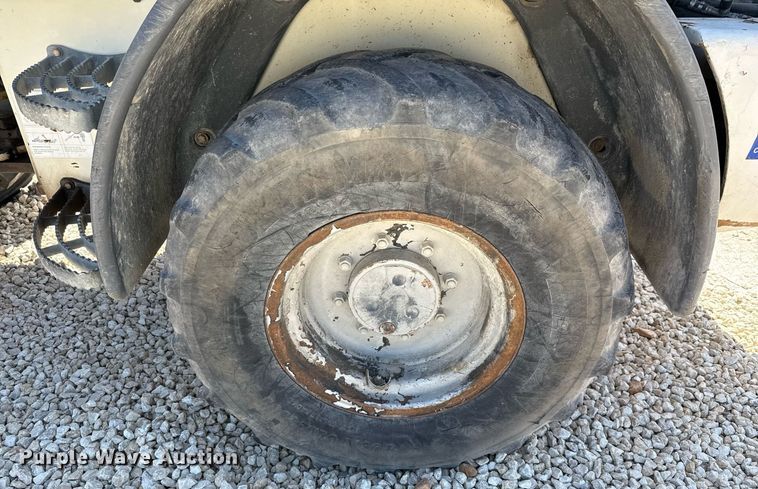 image for item YA0399 2010 Terex TL100 wheel loader