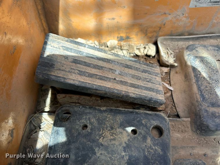 image for item YA0400 2016 Case TR340 tracked skid steer loader